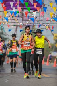 BIB: 0302, 40162
                            <button type="button" onclick="openModal(9856329)" class="btn btn-primary btn-sm float-right btn-popup" data-toggle="modal" data-target=".modal-high-quality">
                        <i class="fas fa-shopping-cart"></i> Add to Cart
                    </button>
                                            <button type="button" onclick="isThisMe(9856329, true)" class="btn btn-success btn-sm float-right btn-popup btn-isme hidden" data-toggle="tooltip" data-placement="bottom" title="นี่คือรูปของคุณใช่ไหม คลิกที่นี่เพื่อเอาเข้าอัลบั้ม">
                        <i class="fas fa-plus"></i> Add to album
                    </button>
                    <button type="button" onclick="isThisMe(9856329, false)" class="btn btn-warning btn-sm float-right btn-popup btn-isnotme hidden">
                        <i class="fas fa-ban"></i> Remove from album
                    </button>